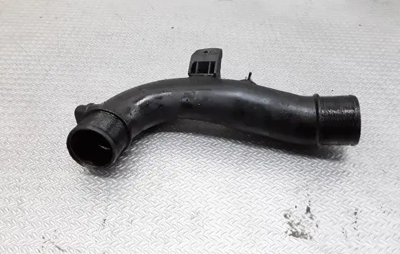 Toyota Avensis T250 Intercooler hose/pipe 173620R010
