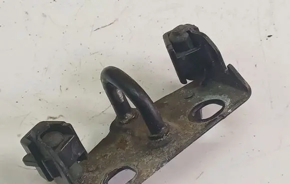 Peugeot 308 Rear door lock loop/hook striker 