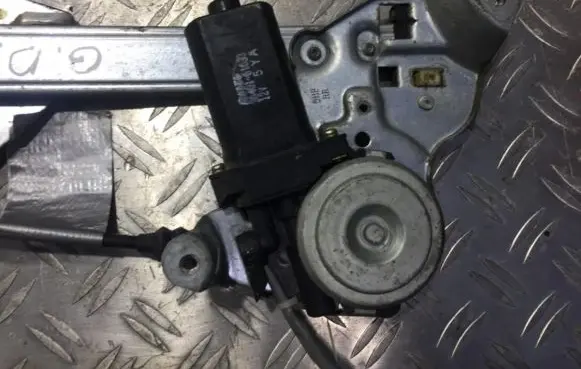 Mazda 626 Rear door window regulator motor 3640161631