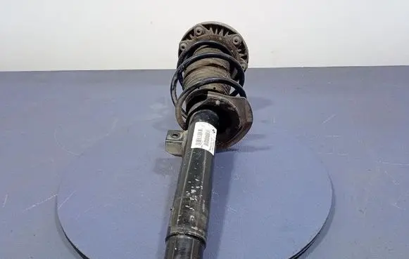 BMW 3 F30 F35 F31 Front shock absorber/damper 6873823