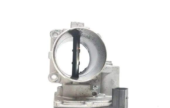 KIA Sorento Throttle valve 351002F600 16E251295