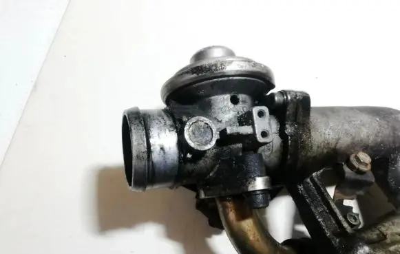 Skoda Octavia Mk1 (1U) EGR valve 038129637 038131501e