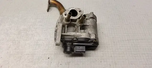 Skoda Octavia Mk2 (1Z) EGR valve 03C131503B