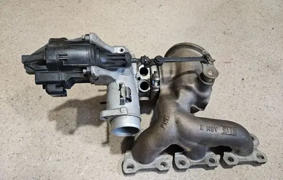 BMW M4 F82 F83 Turbo 7850278 7849650