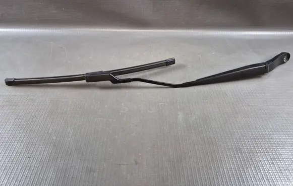 MG ZS Windshield/front glass wiper blade ZS32