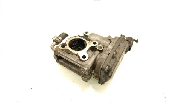 Toyota Avensis T270 EGR valve 258000R010