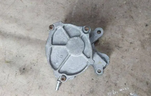 Ford Galaxy Vacuum pump d165 03095
