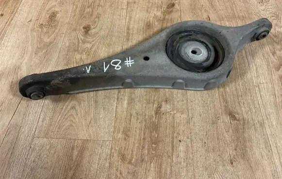Volvo V70 Rear upper control arm/wishbone 6G915K652