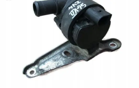 Citroen C4 Grand Picasso Water pump