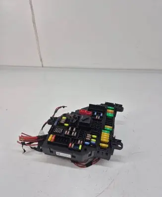 BMW X4 F26 Fuse module 9315151