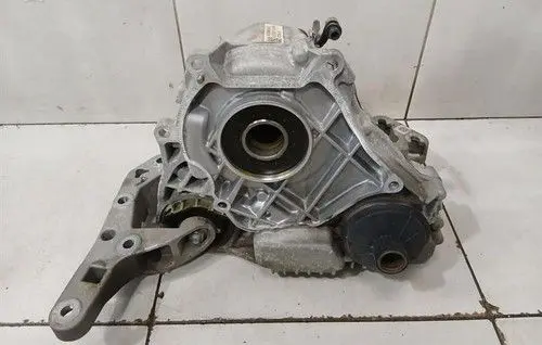 BMW M4 G82 G83 Gearbox transfer box case 27109847756