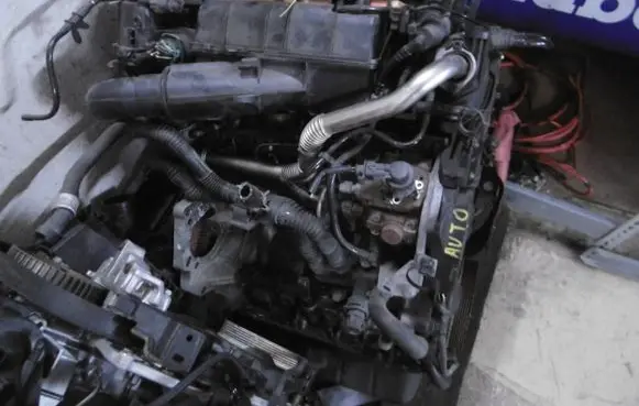 Peugeot 2008 I Engine swap 8HZ10F094