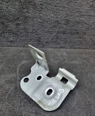 Audi Q7 4M Fender mounting bracket 4M0821168A