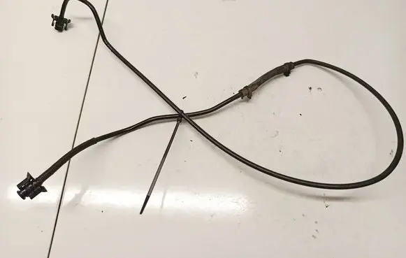 Ford S-MAX Fuel line pipe 