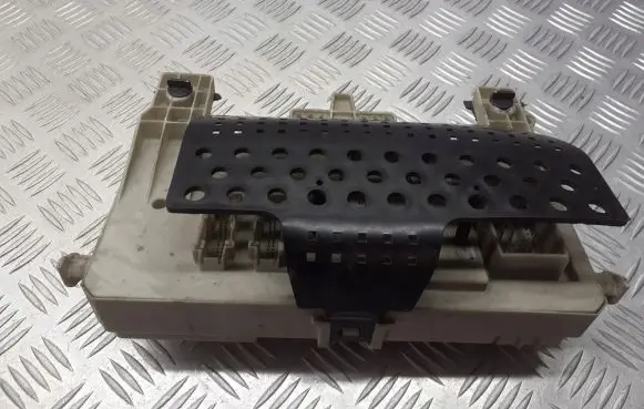 Ford Focus Fuse box set 4M5T-14A073-DG