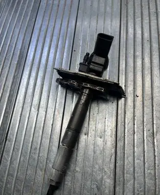 Audi A6 S6 C6 4F Fuel injector 059130277AJ