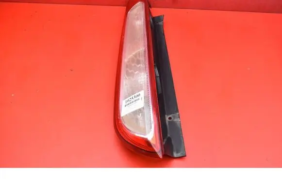Ford Focus C-MAX Rear/tail lights 8M51-13405-A