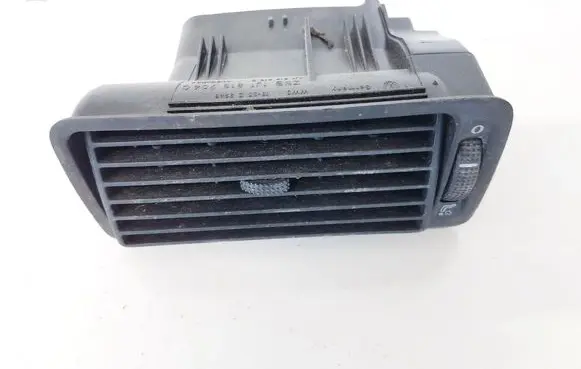 Volkswagen Golf IV Dash center air vent grill 1j1815716