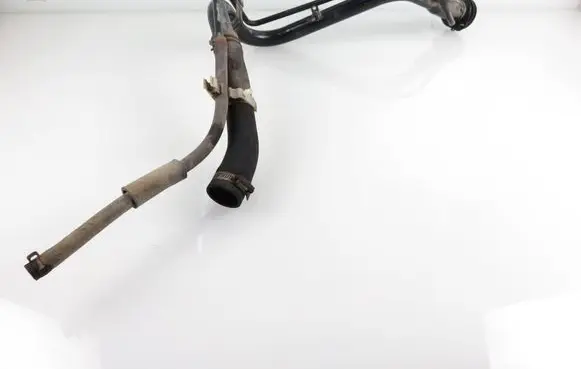 Toyota Avensis T250 Fuel tank filler neck pipe 