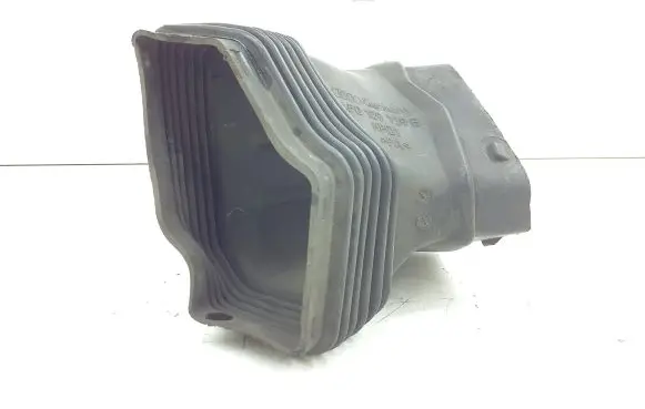 Audi A6 S6 C6 4F Air intake duct part 4F0129739B