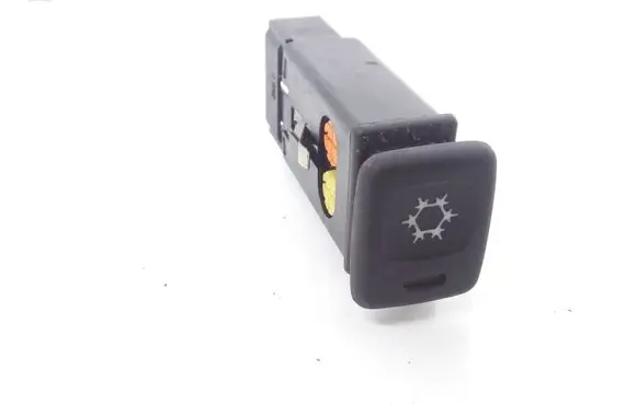 Rover 214 - 216 - 220 Windscreen/window heater switch POM3