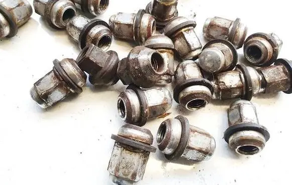 Honda Civic Nuts/bolts 