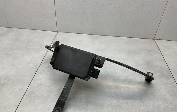 Ford Kuga II Distronic sensor radar CV6T9G768AD CV6T9G853BD