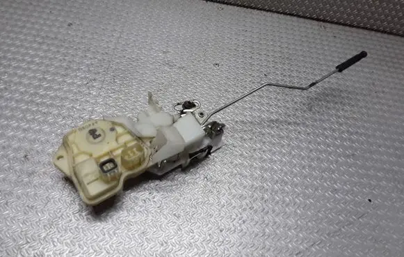 Honda Jazz Front door lock
