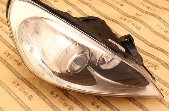 Volvo S60 Headlight/headlamp 31299991