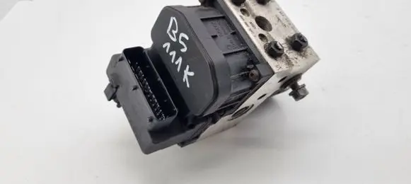 Volkswagen PASSAT B5 ABS Pump 8E0614111K