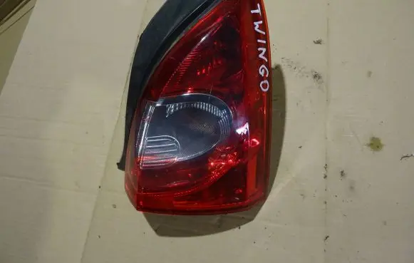 Renault Twingo II Rear/tail lights