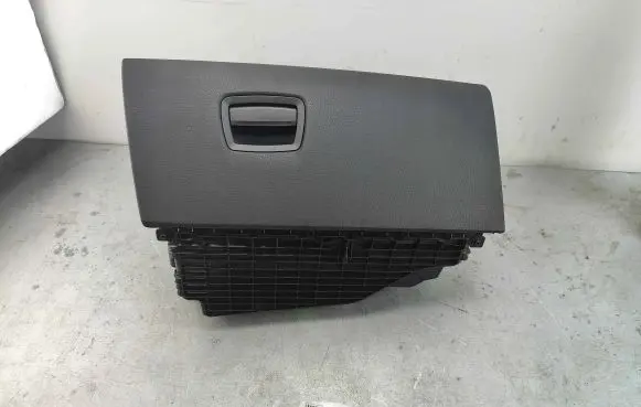 BMW 5 F10 F11 Glove box 51169205976 9205976