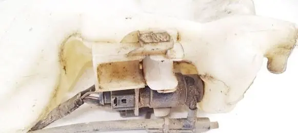 Mercedes-Benz E W211 Windscreen/windshield washer pump