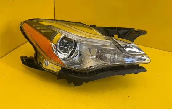 Maserati Quattroporte Headlight/headlamp 00670104197