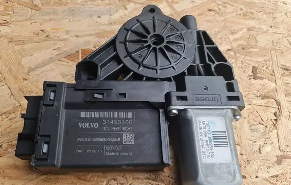 Volvo XC90 Rear door window regulator motor 31453360 966265102