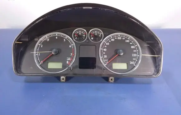Volkswagen Sharan Speedometer (instrument cluster) 7M3920820G
