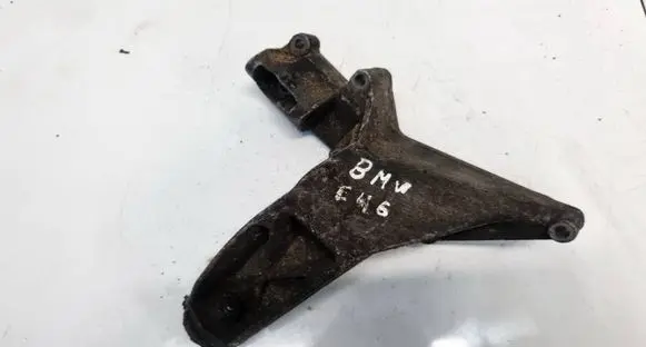BMW 3 E46 Engine mounting bracket 6753225