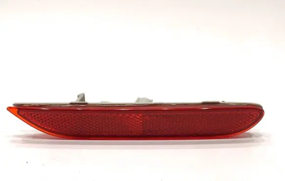 Nissan Qashqai J12 Rear bumper light 25018165