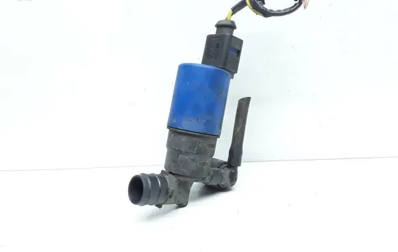 Volvo V60 Windscreen/windshield washer pump AV6113KO82AA