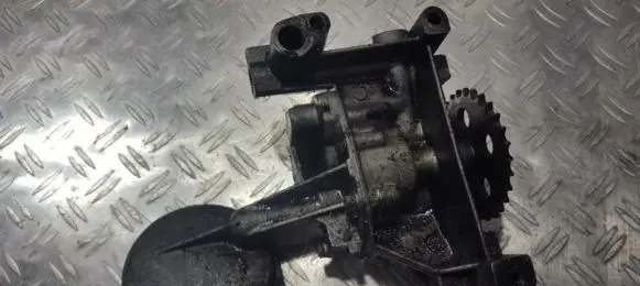 Peugeot 405 Oil pump 9431291021 328700221B