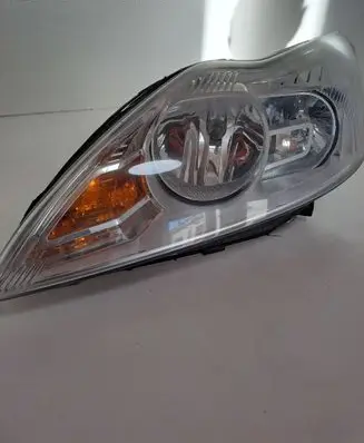 Ford Focus Headlight/headlamp 8M5113101AF 0077R00