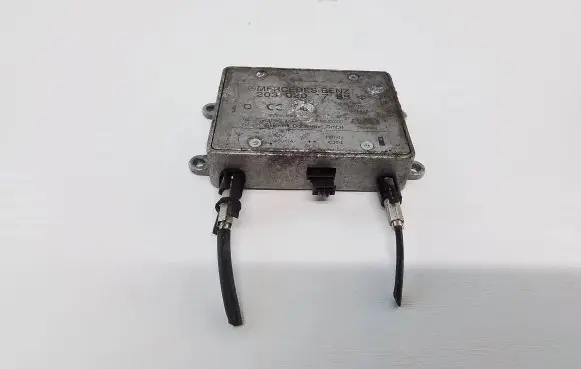 Mercedes-Benz ML W163 Antenna control unit 2038201785