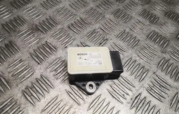 Mercedes-Benz CLS C219 Yaw turn rate sensor A2165420018 2165420018