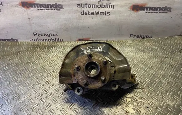 Toyota Prius (XW20) Front wheel hub