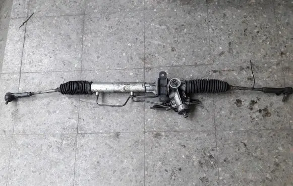 Nissan Primera Steering rack 1752141600