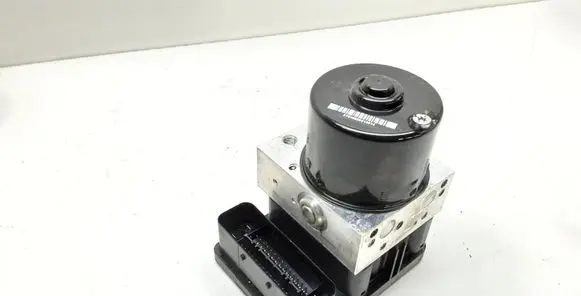 BMW 1 E81 E87 ABS Pump 6789301 6789300
