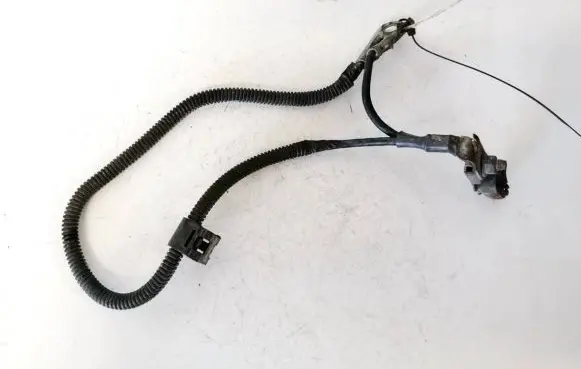 Toyota Yaris Positive cable (battery)