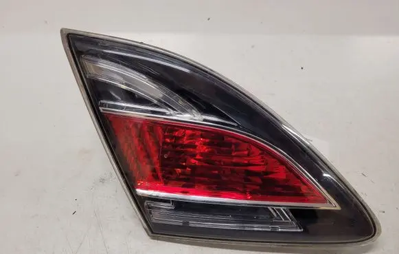 Mazda 6 Tailgate rear/tail lights 13241055
