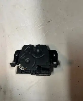 BMW 4 F36 Gran coupe Tailgate/trunk/boot lock/catch/latch 163672 912935
