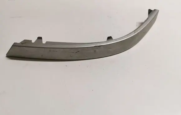 BMW 7 E65 E66 Rear/tail light trim molding 7155446